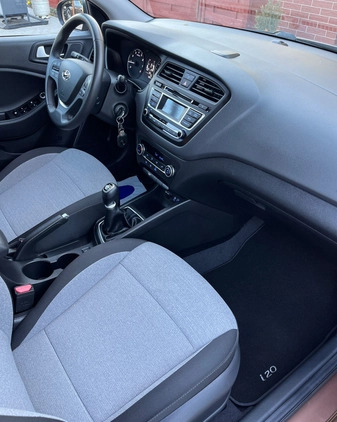 Hyundai i20 cena 42900 przebieg: 18000, rok produkcji 2015 z Pisz małe 407